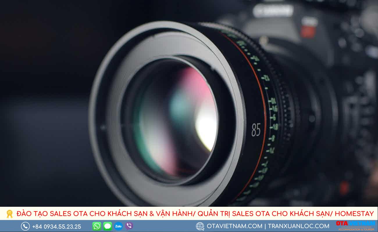 Photo 1512790182412 B19e6d62bc39